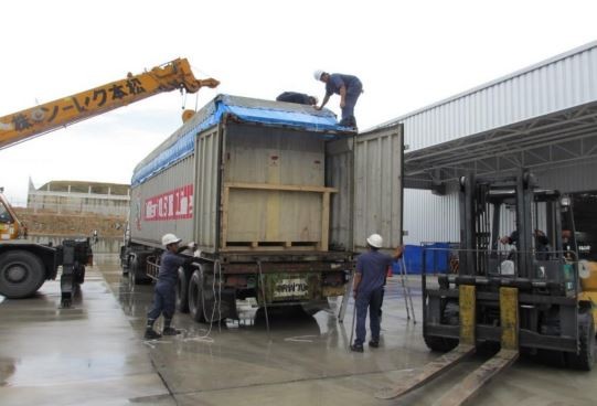 Container loading & Unloading service